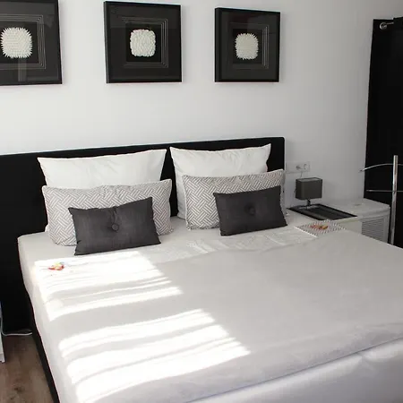Bodenseelodge * Friedrichshafen